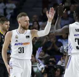 El Real Madrid prolonga su racha ante un rocoso Lenovo Tenerife (88-77)
