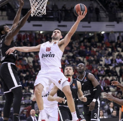 Euroleague permite a Olympiacos inscribir a sus fichajes