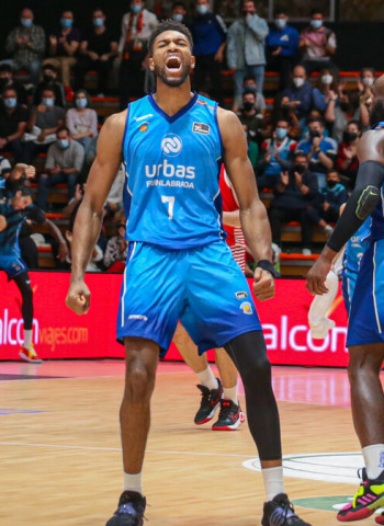 El Urbas Fuenlabrada se desquita de tres en tres (90-82)
