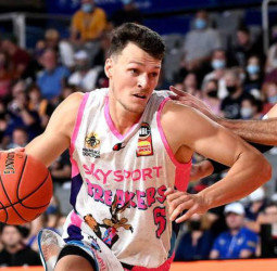 El Baskonia negocia con Yani Wetzell