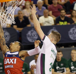 La reacción final no fue suficiente para el Unicaja (79-69)