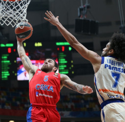 El acierto del CSKA detiene a un luchador Valencia Basket (81-70)