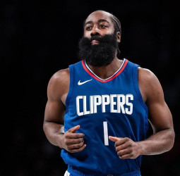 James Harden, dos años más en los Clippers