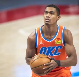 Theo Maledon ficha por los Charlotte Hornets