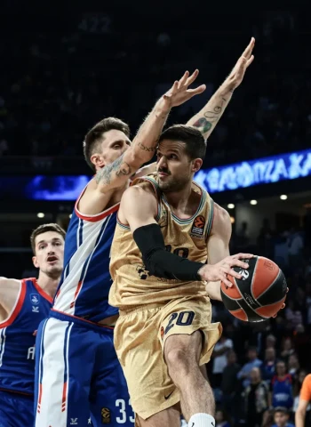 El Barcelona es frenado en Estambul (96-86)