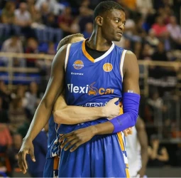 El San Pablo Burgos apuesta por Yannick Nzosa