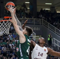 El Panathinaikos se estrena ante el Bayern, 78-71