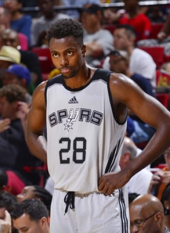 Livio Jean Charles, cerca del Unicaja Málaga