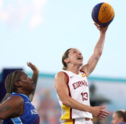 Histórico primer triunfo olímpico de la Selección Femenina 3x3