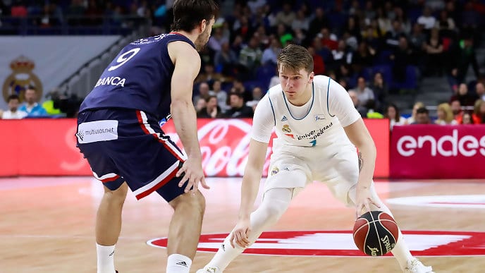 Real Madrid, victoria y clasificación para el playoff de la Liga (78-65)