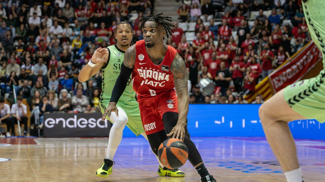 El Girona toca con los dedos la permanencia, 81-68