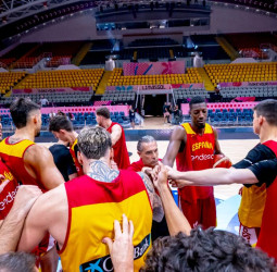 España arranca contra Georgia con la ilusión intacta