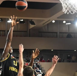 Diallo lidera al Mónaco a una victoria clave (92-78)