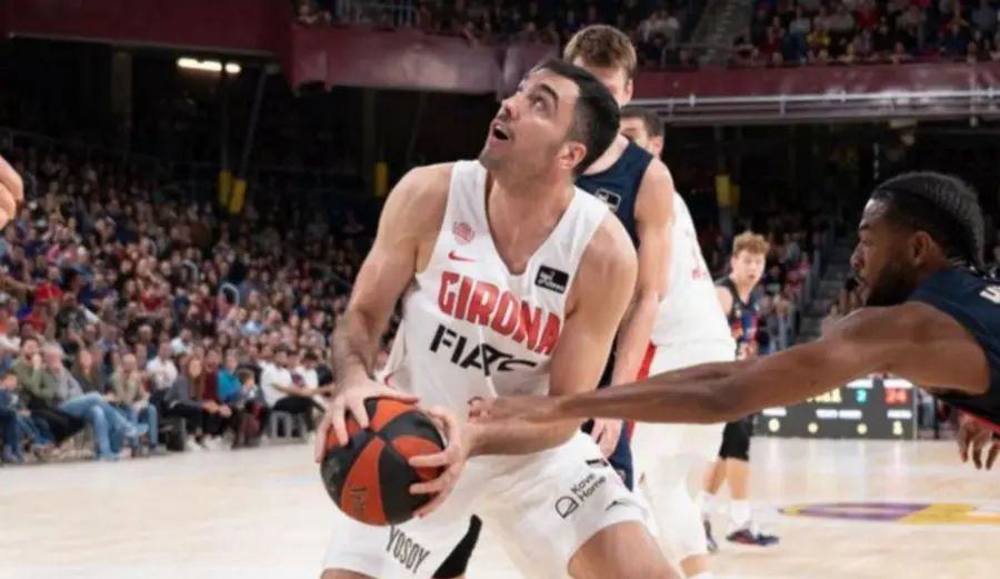 Pierre Oriola apunta al AEK Atenas