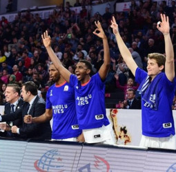 All-Stars y derrota de los grandes en el fin de semana de copa, en la mayoría de países