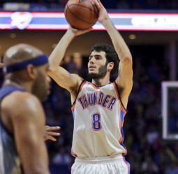 Abrines demuestra su nivel NBA
