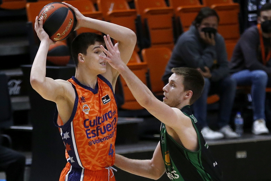 Valencia Basket busca cambiar su dinámica ante el Joventut Badalona en la Fonteta
