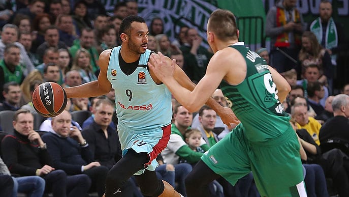 Adam Hanga, baja entre cuatro y seis semanas