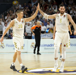 Recital ofensivo en la séptima victoria seguida en la EuroLeague (111-99)