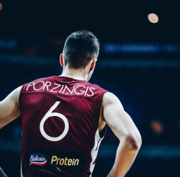 Kristaps Porzingis no participará en el Mundial
