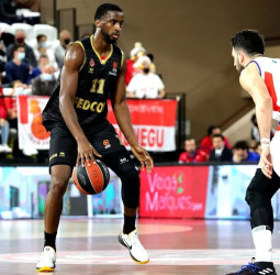 El AS Mónaco prioriza la renovación de Alpha Diallo
