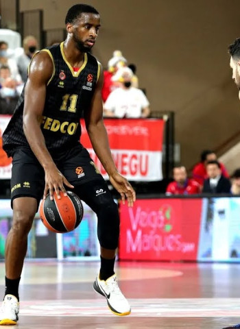 El AS Mónaco prioriza la renovación de Alpha Diallo