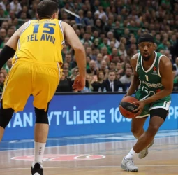El Zalgiris se agarra a sus opciones de playoffs, 68-67