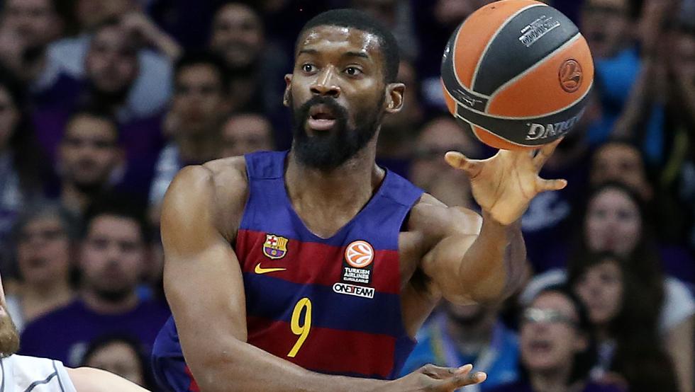 Shane Lawal no pasa las pruebas médicas en Bolonia