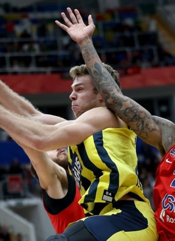 Nicolo Melli apuntilla al CSKA Moscú en la prórroga (93-95)