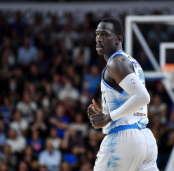 Ousmane Diop, en la agenda del Armani Milán