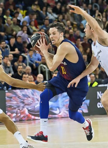 El FC Barcelona le devuelve la moneda al Real Madrid con una victoria apabullante (94-72)