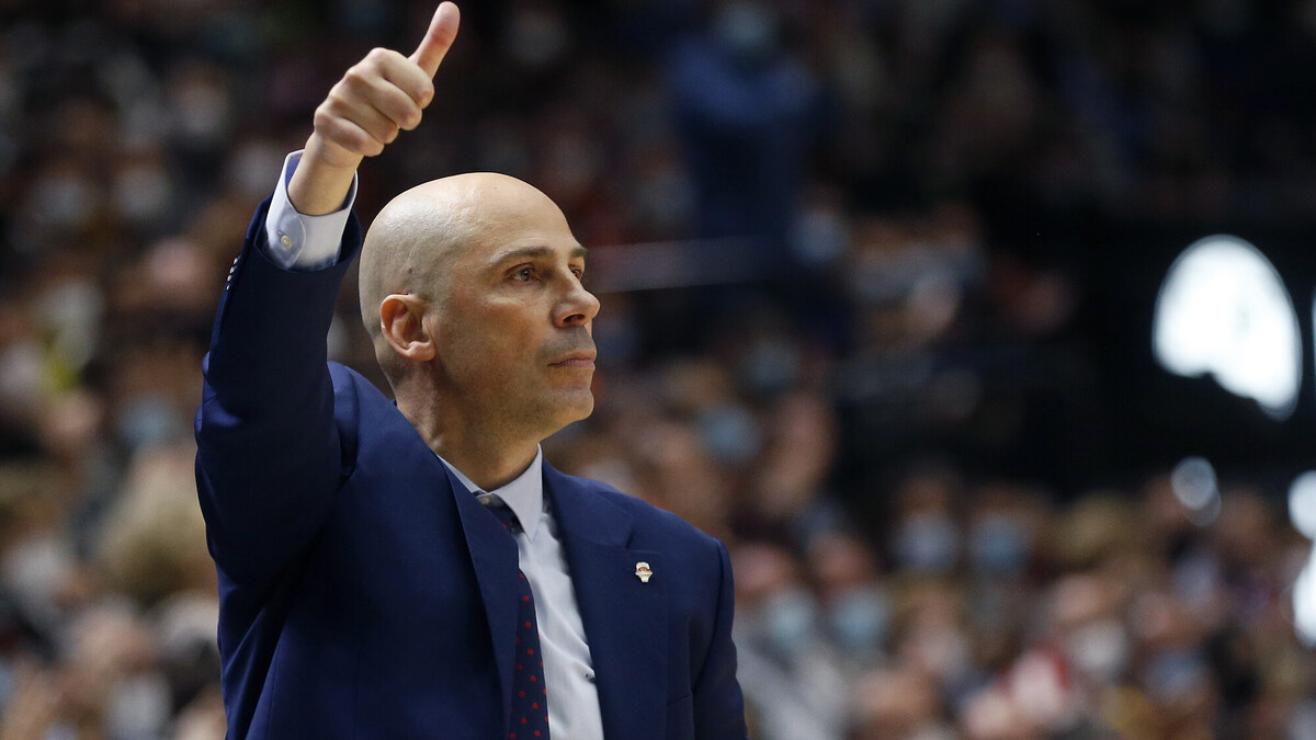 Joan Peñarroya termina su etapa en Valencia Basket