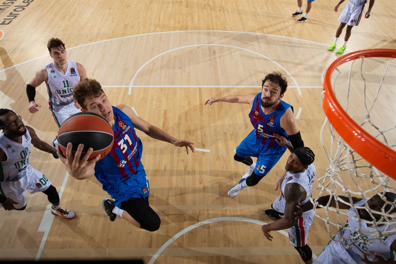 El UNICS busca la primera victoria de su historia ante el Barcelona