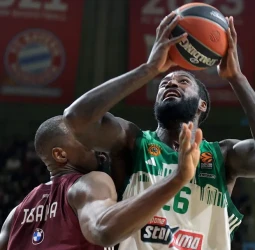 Panathinaikos se defiende ante un Bayern luchador, 75-82
