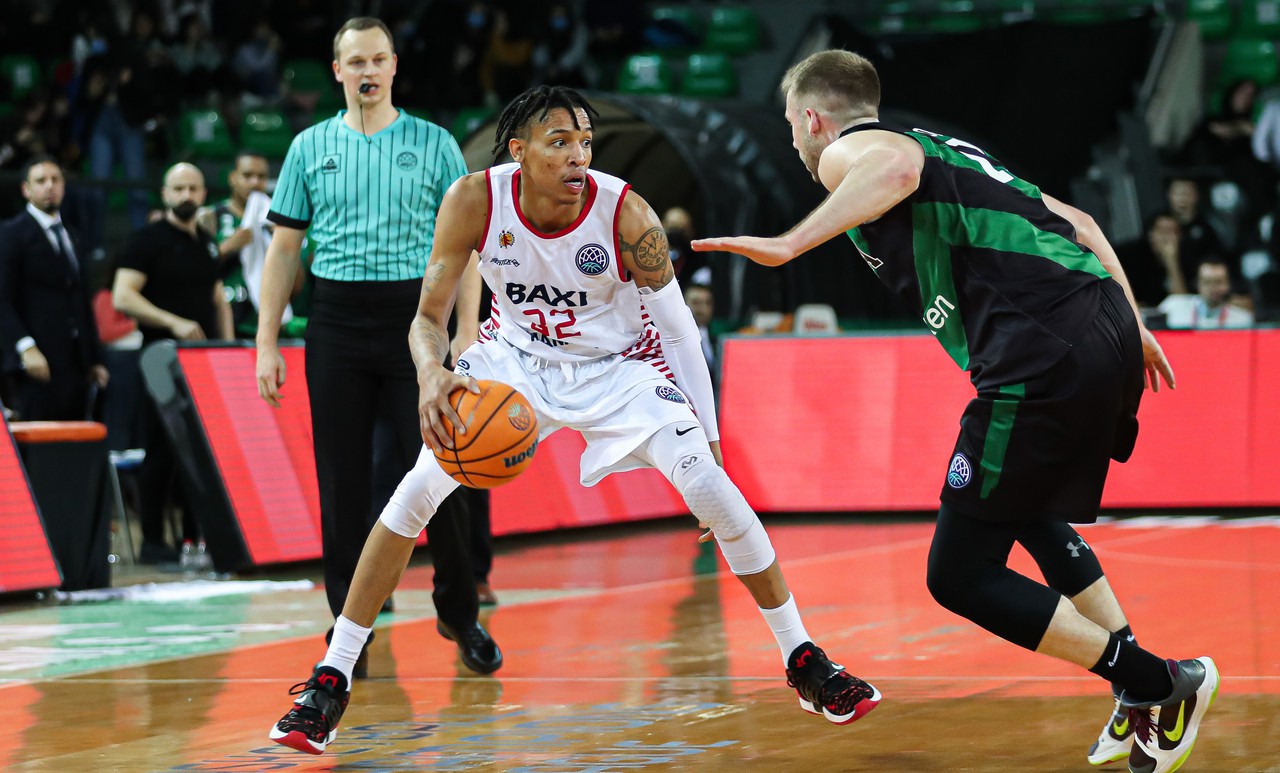 El BAXI Manresa se queda a un paso de la remontada frente al Darüssafaka (89-84)