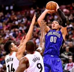 Los Magic sorprenden a los Raptors, Nuggets sigue fuerte y los Spurs se hunden