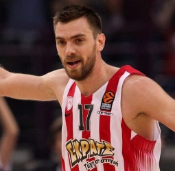 Mantzaris, tres años más en el Olympiacos