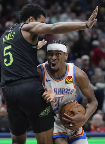 Los Thunder remontan y superan a los Pelicans