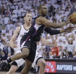 [2-1] Chris Paul anula el partidazo de Hayward y los Clippers se adelantan (106-111)