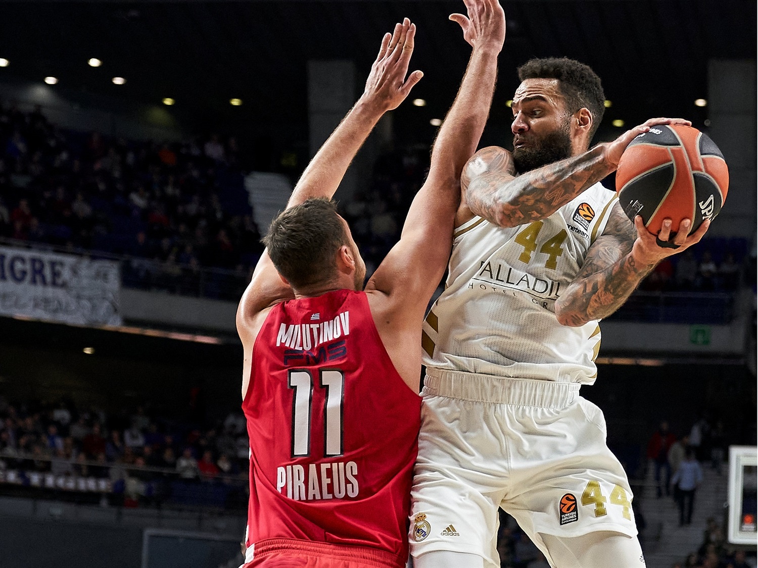 El Real Madrid continúa intratable en el WiZink Center (93-77)