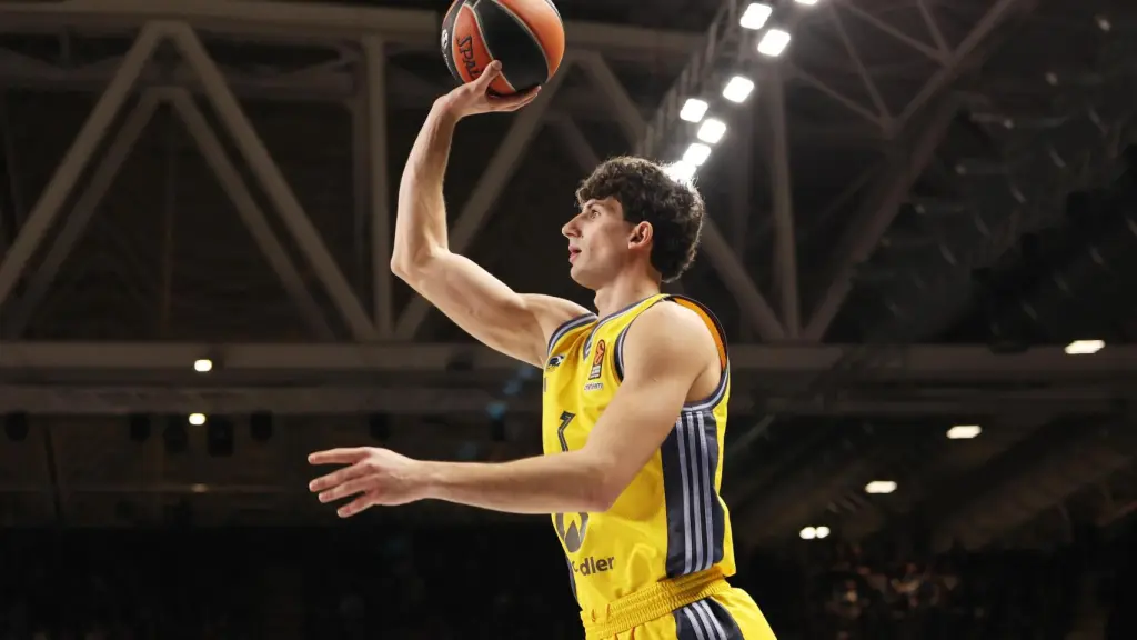Gabriele Procida elige al Real Madrid antes que a la Virtus Bolonia