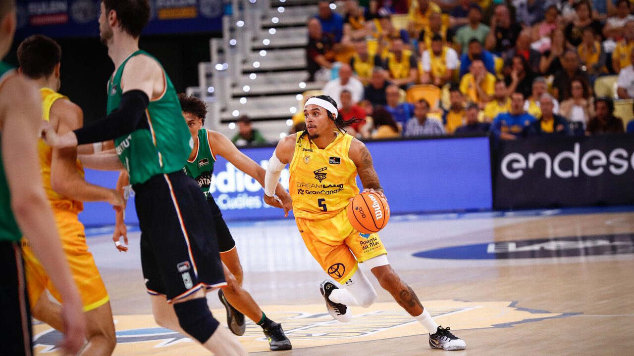 Gran Canaria vence, pero el Joventut mantiene la sexta plaza, 79-68