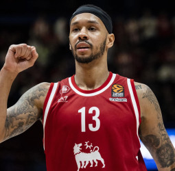 El Armani Milán negocia la renovación de Shabazz Napier