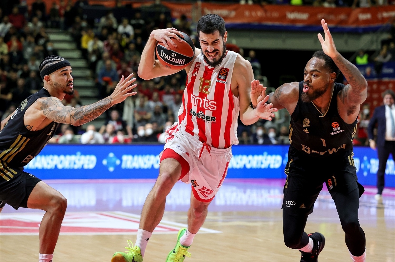 Nikola Kalinic vuelve al Estrella Roja