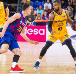 El líder llega al Gran Canaria Arena