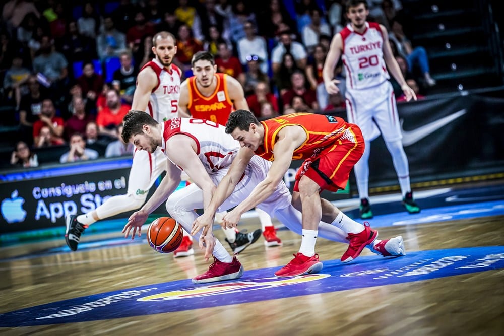 España despide las ventanas FIBA con un cómodo triunfo en Tenerife contra Turquía (74-58)