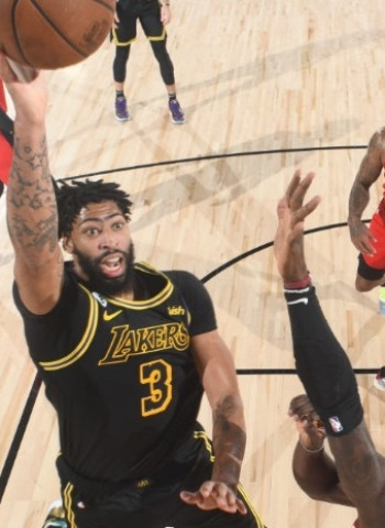 Anthony Davis rechaza su opción jugador para firmar un mayor contrato