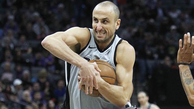 Los Bulls vuelven a la victoria, Ginobili es inmortal