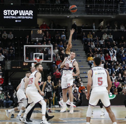 El Baskonia confirma la continuidad de Matt Costello