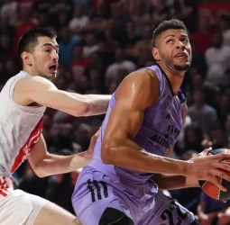 El Madrid gana en Belgrado y se mantiene en el coliderato, 59-79